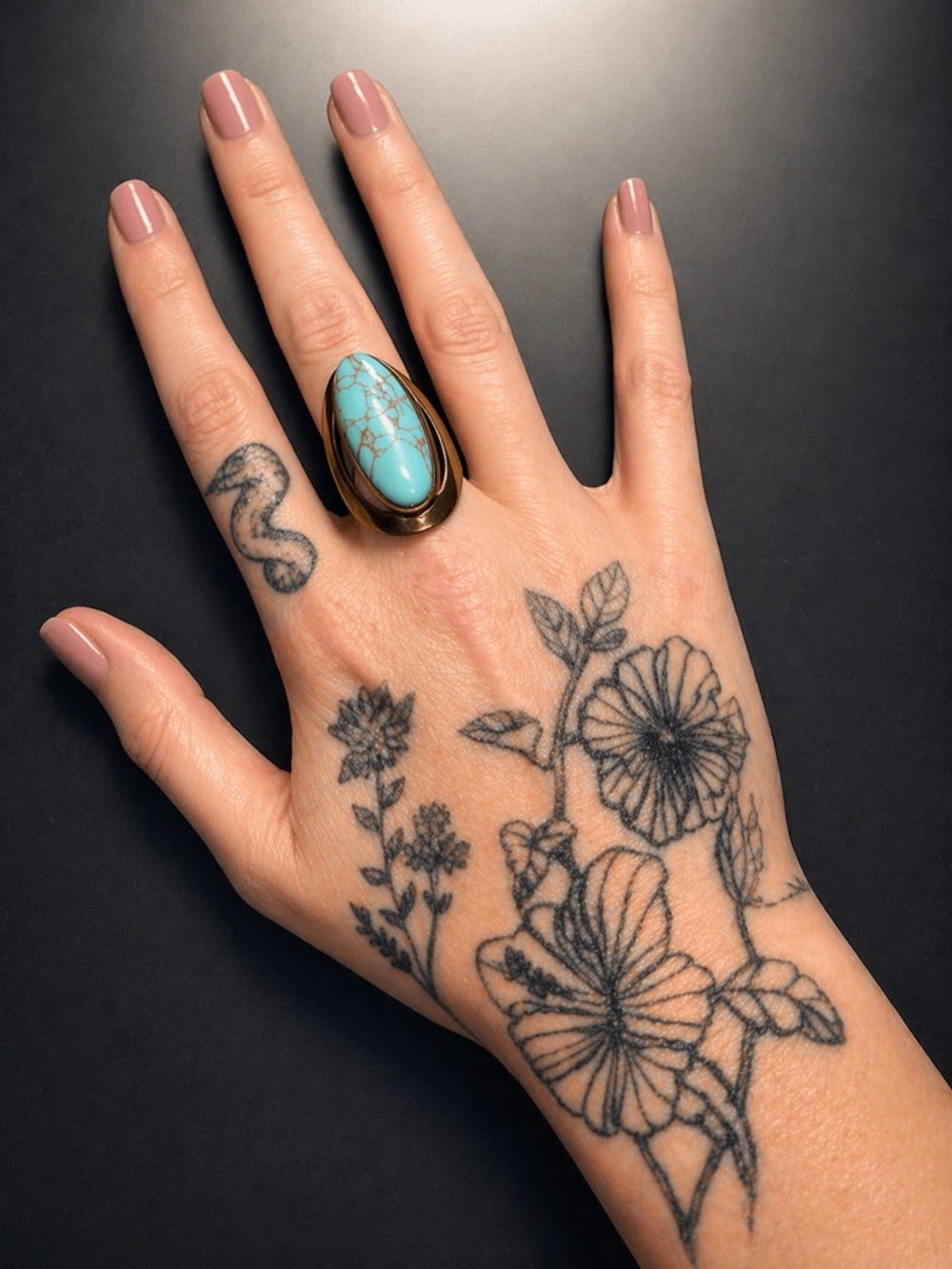 Statement vintage turquoise cocktail ring 💙